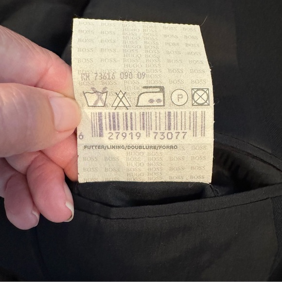 Hugo Boss Virgin Wool 3 Button Blazer Sport Coat - Picture 9 of 9